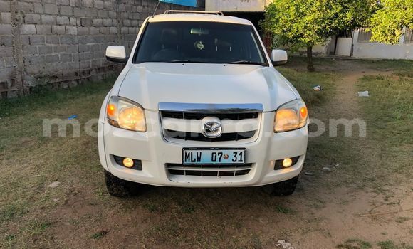 Tenga Tsaru Mazda BT-50 Chena Mota in Maputo in Maputo Tenga Tsaru Mazda BT-50 Chena Mota in Maputo in Maputo