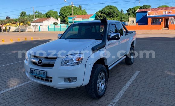 Buy Used Mazda BT-50 White Car in Maputo in Maputo Buy Used Mazda BT-50 White Car in Maputo in Maputo