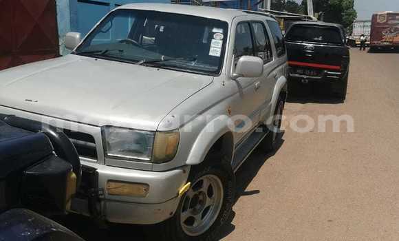 Tenga Tsaru Toyota Hilux Surf Zvimwe Mota in Maputo in Maputo Tenga Tsaru Toyota Hilux Surf Zvimwe Mota in Maputo in Maputo