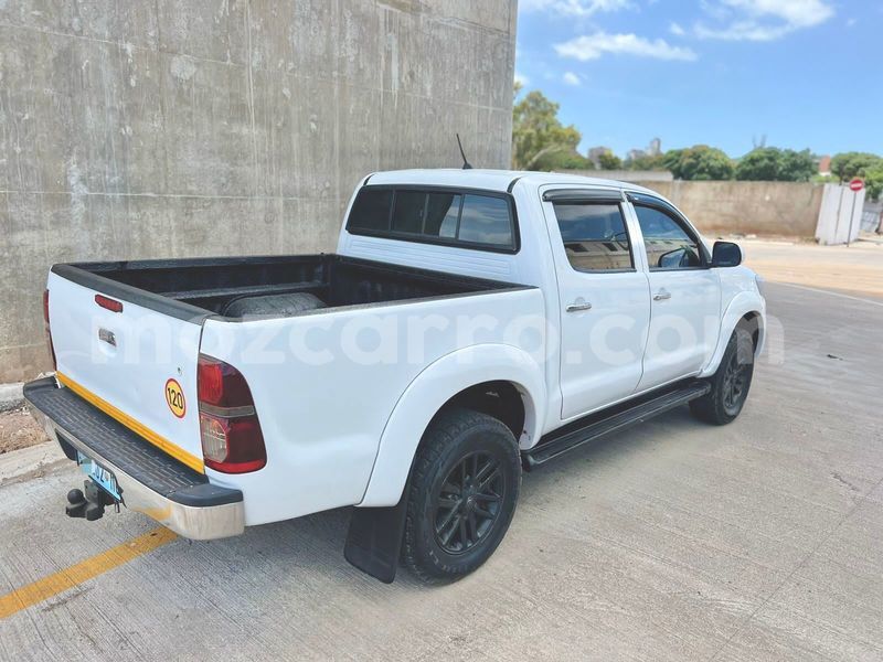 Big with watermark toyota hilux maputo maputo 20346