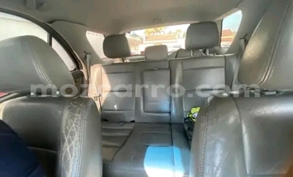 Buy Used Kia Sorento Green Car in Maputo in Maputo Buy Used Kia Sorento Green Car in Maputo in Maputo