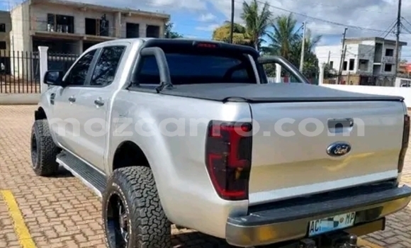 Tenga Tsaru Ford Ranger Zvimwe Mota in Maputo in Maputo Tenga Tsaru Ford Ranger Zvimwe Mota in Maputo in Maputo