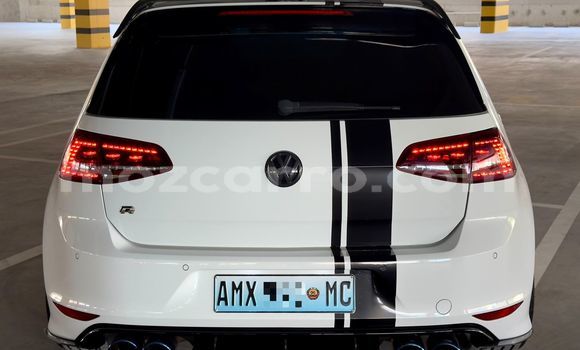 Buy Used Volkswagen Golf R White Car in Maputo in Maputo Buy Used Volkswagen Golf R White Car in Maputo in Maputo