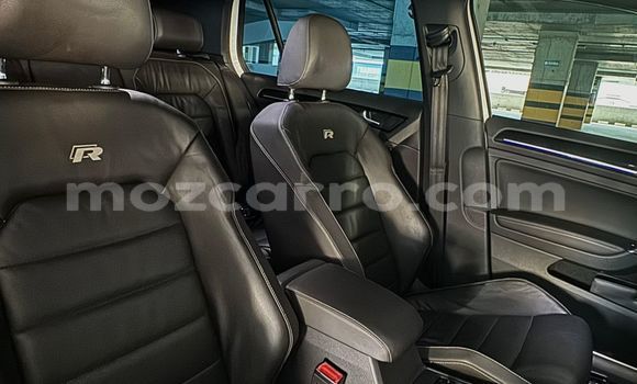 Buy Used Volkswagen Golf R White Car in Maputo in Maputo Buy Used Volkswagen Golf R White Car in Maputo in Maputo