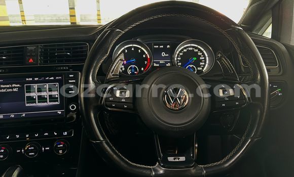 Buy Used Volkswagen Golf R White Car in Maputo in Maputo Buy Used Volkswagen Golf R White Car in Maputo in Maputo