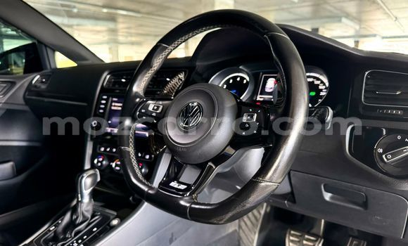 Buy Used Volkswagen Golf R White Car in Maputo in Maputo Buy Used Volkswagen Golf R White Car in Maputo in Maputo