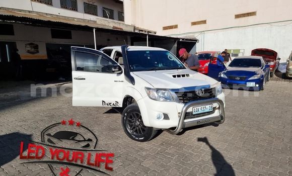 Buy Used Toyota Hilux White Car in Maputo in Maputo Buy Used Toyota Hilux White Car in Maputo in Maputo