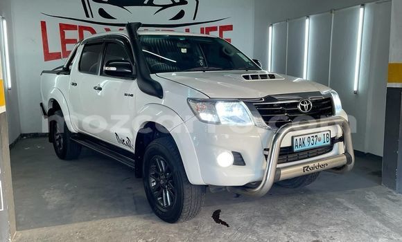 Comprar Usado Toyota Hilux Branco Carro em Maputo em Maputo Comprar Usado Toyota Hilux Branco Carro em Maputo em Maputo