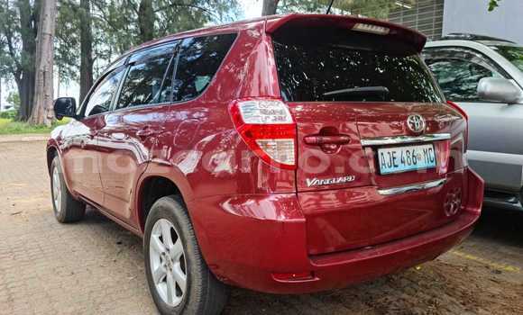 Nunua Ilio tumika Toyota Vanguard Nyekundu Gari ndani ya Maputo nchini Maputo Nunua Ilio tumika Toyota Vanguard Nyekundu Gari ndani ya Maputo nchini Maputo