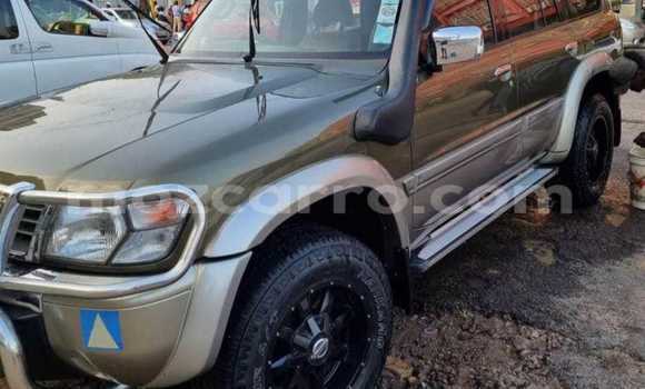 Nunua Ilio tumika Nissan Patrol Kijani Gari ndani ya Maputo nchini Maputo Nunua Ilio tumika Nissan Patrol Kijani Gari ndani ya Maputo nchini Maputo