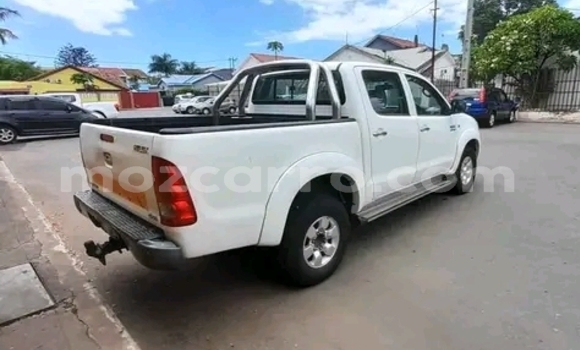Tenga Tsaru Toyota Hilux Chena Mota in Maputo in Maputo Tenga Tsaru Toyota Hilux Chena Mota in Maputo in Maputo