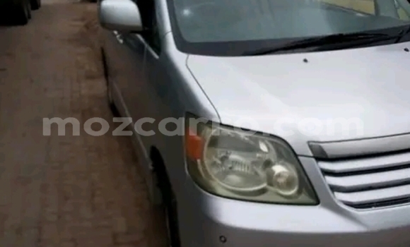 Nunua Ilio tumika Toyota Noah Nyingine Gari ndani ya Maputo nchini Maputo Nunua Ilio tumika Toyota Noah Nyingine Gari ndani ya Maputo nchini Maputo