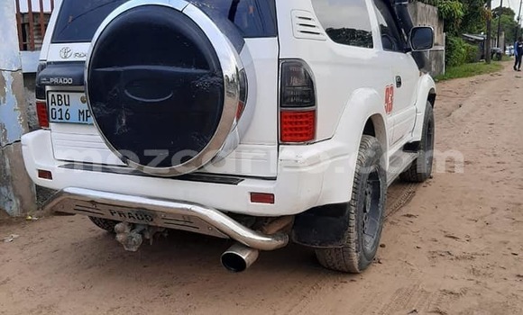 Comprar Usado Toyota Prado Branco Carro em Búzi em Sofala Comprar Usado Toyota Prado Branco Carro em Búzi em Sofala