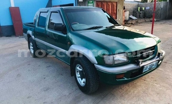 Comprar Usado Isuzu KB De outros Carro em Búzi em Sofala Comprar Usado Isuzu KB De outros Carro em Búzi em Sofala