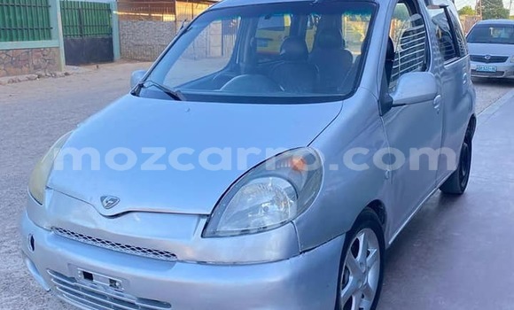 Comprar Usado Toyota FunCargo De outros Carro em Bela Vista em Maputo Comprar Usado Toyota FunCargo De outros Carro em Bela Vista em Maputo