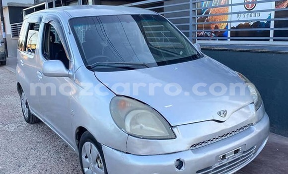 Comprar Usado Toyota FunCargo De outros Carro em Bela Vista em Maputo Comprar Usado Toyota FunCargo De outros Carro em Bela Vista em Maputo