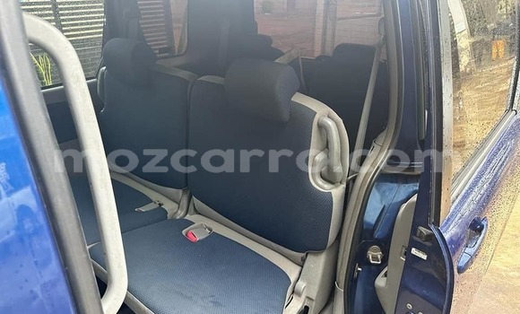 Comprar Usado Toyota Sienta Azul Carro em Bela Vista em Maputo Comprar Usado Toyota Sienta Azul Carro em Bela Vista em Maputo