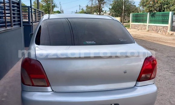 Comprar Usado Toyota Platz De outros Carro em Beira em Sofala Comprar Usado Toyota Platz De outros Carro em Beira em Sofala