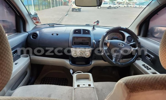 Comprar Usado Toyota Passo Branco Carro em Beira em Sofala Comprar Usado Toyota Passo Branco Carro em Beira em Sofala
