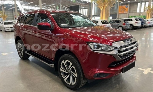 Nunua Ilio tumika Isuzu MU-X Nyekundu Gari ndani ya Maputo nchini Maputo Nunua Ilio tumika Isuzu MU-X Nyekundu Gari ndani ya Maputo nchini Maputo