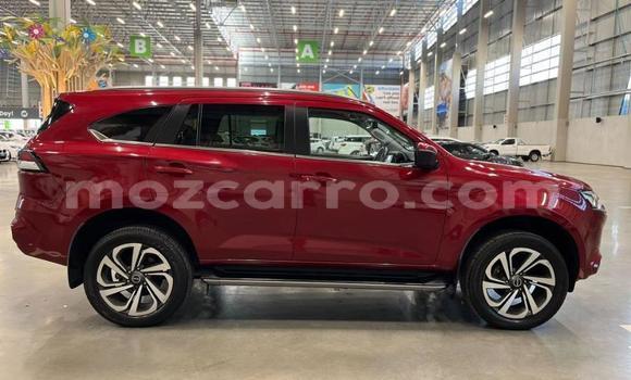 Nunua Ilio tumika Isuzu MU-X Nyekundu Gari ndani ya Maputo nchini Maputo Nunua Ilio tumika Isuzu MU-X Nyekundu Gari ndani ya Maputo nchini Maputo