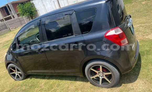 Comprar Usado Toyota Ractis Preto Carro em Maputo em Maputo Comprar Usado Toyota Ractis Preto Carro em Maputo em Maputo