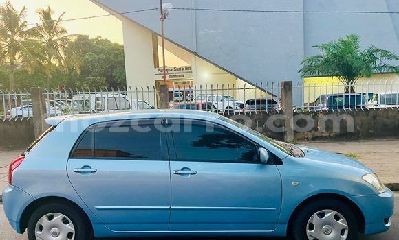 Comprar Usado Toyota Runx Azul Carro em Maputo em Maputo Comprar Usado Toyota Runx Azul Carro em Maputo em Maputo