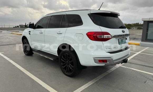 Buy Used Ford Everest White Car in Maputo in Maputo Buy Used Ford Everest White Car in Maputo in Maputo