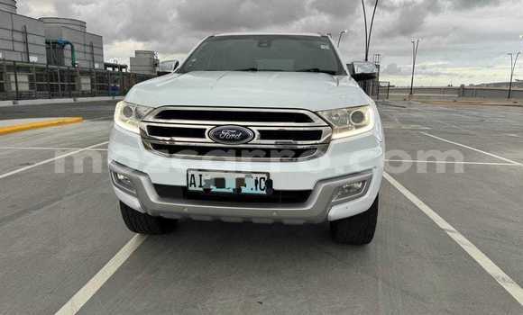 Buy Used Ford Everest White Car in Maputo in Maputo Buy Used Ford Everest White Car in Maputo in Maputo