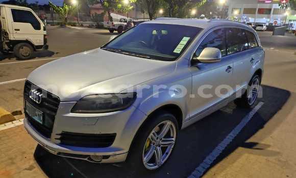 Nunua Ilio tumika Audi Q7 Nyingine Gari ndani ya Maputo nchini Maputo Nunua Ilio tumika Audi Q7 Nyingine Gari ndani ya Maputo nchini Maputo