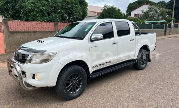 Buy New Toyota Hilux White Car in Maputo in Maputo Buy New Toyota Hilux White Car in Maputo in Maputo
