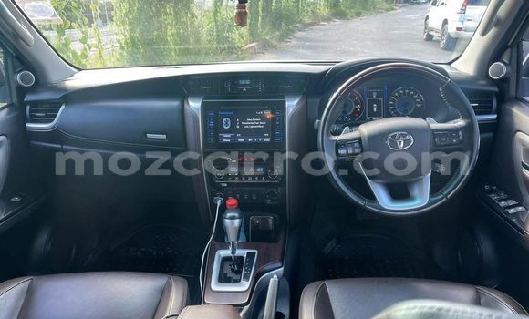 Comprar Novo Toyota Fortuner Branco Carro em Maputo em Maputo Comprar Novo Toyota Fortuner Branco Carro em Maputo em Maputo