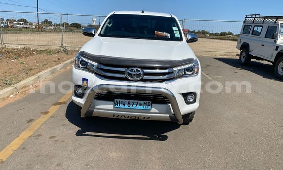 Comprar Novo Toyota Hiluxe Revo Branco Carro em Maputo em Maputo Comprar Novo Toyota Hiluxe Revo Branco Carro em Maputo em Maputo