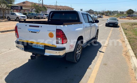 Comprar Novo Toyota Hiluxe Revo Branco Carro em Maputo em Maputo Comprar Novo Toyota Hiluxe Revo Branco Carro em Maputo em Maputo