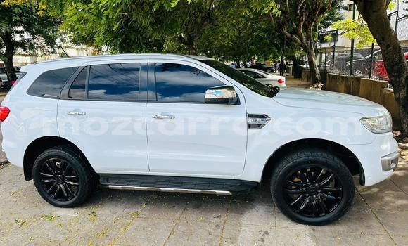 Comprar Novo Ford Everest Branco Carro em Maputo em Maputo Comprar Novo Ford Everest Branco Carro em Maputo em Maputo