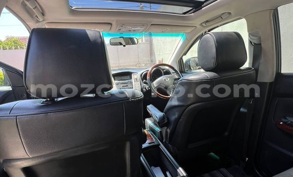 Nunua Ilio tumika Toyota Harrier Nyeusi Gari ndani ya Maputo nchini Maputo Nunua Ilio tumika Toyota Harrier Nyeusi Gari ndani ya Maputo nchini Maputo