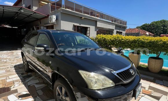 Nunua Ilio tumika Toyota Harrier Nyeusi Gari ndani ya Maputo nchini Maputo Nunua Ilio tumika Toyota Harrier Nyeusi Gari ndani ya Maputo nchini Maputo