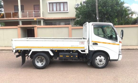 Tenga Tsaru Toyota Dyna Chena Mota in Maputo in Maputo Tenga Tsaru Toyota Dyna Chena Mota in Maputo in Maputo
