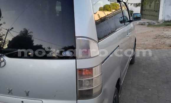 Tenga Tsaru Toyota Voxy Zvimwe Mota in Maputo in Maputo Tenga Tsaru Toyota Voxy Zvimwe Mota in Maputo in Maputo