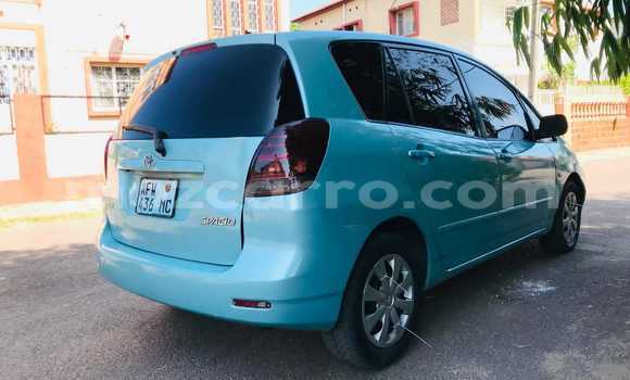 Nunua Ilio tumika Toyota Corolla Spacio Bluu Gari ndani ya Maputo nchini Maputo Nunua Ilio tumika Toyota Corolla Spacio Bluu Gari ndani ya Maputo nchini Maputo