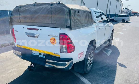 Buy New Toyota Hiluxe Revo White Car in Maputo in Maputo Buy New Toyota Hiluxe Revo White Car in Maputo in Maputo