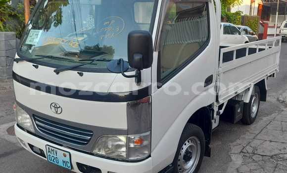 Comprar Novo Toyota Dyna Branco Carro em Maputo em Maputo