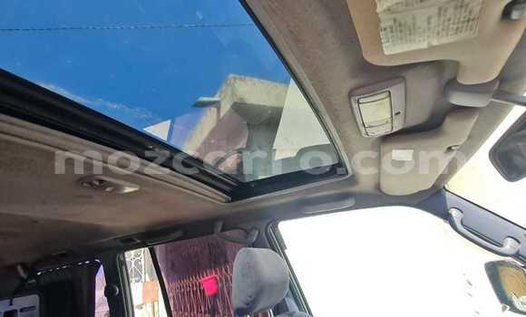 Buy Used Toyota Land Cruiser Prado Green Car in Maputo in Maputo Buy Used Toyota Land Cruiser Prado Green Car in Maputo in Maputo