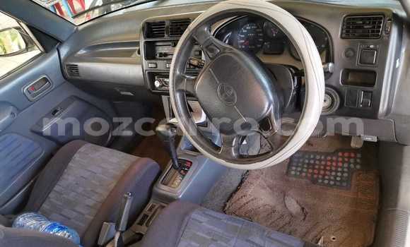 Tenga Tsaru Toyota RAV4 Chena Mota in Maputo in Maputo Tenga Tsaru Toyota RAV4 Chena Mota in Maputo in Maputo
