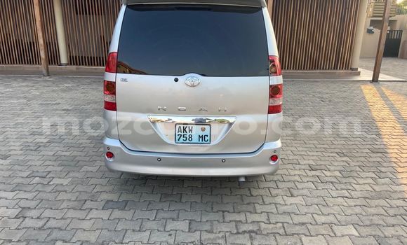 Comprar Usado Toyota Noah De outros Carro em Maputo em Maputo Comprar Usado Toyota Noah De outros Carro em Maputo em Maputo