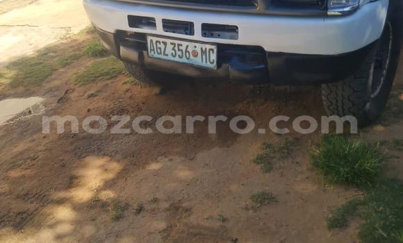 Buy Used Toyota Hilux White Car in Maputo in Maputo Buy Used Toyota Hilux White Car in Maputo in Maputo