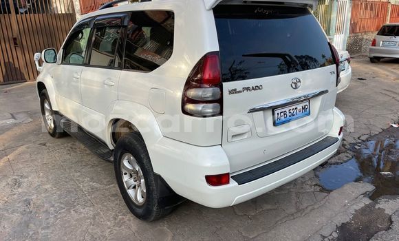 Comprar Usado Toyota Land Cruiser Branco Carro em Maputo em Maputo Comprar Usado Toyota Land Cruiser Branco Carro em Maputo em Maputo