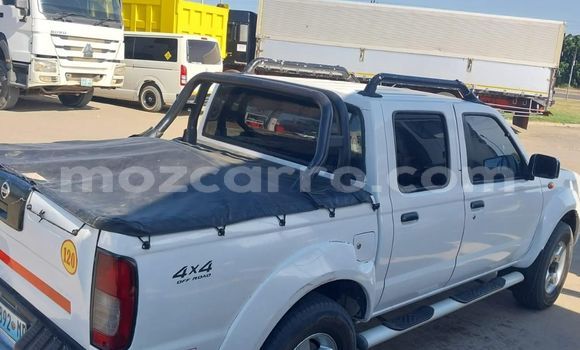 Buy Used Nissan NP 300 White Car in Maputo in Maputo Buy Used Nissan NP 300 White Car in Maputo in Maputo