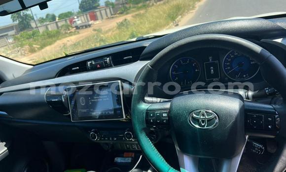Comprar Usado Toyota Hilux Branco Carro em Maputo em Maputo Comprar Usado Toyota Hilux Branco Carro em Maputo em Maputo