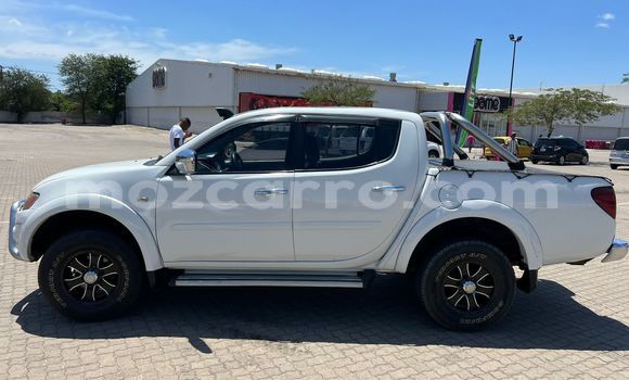 Tenga Tsaru Mitsubishi Triton Chena Mota in Maputo in Maputo Tenga Tsaru Mitsubishi Triton Chena Mota in Maputo in Maputo